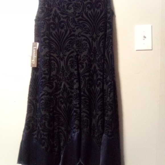 LUXOLOGY ladies blue hi-low dress. Size 14W.  NWT - Picture 10 of 11